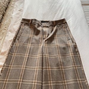 Casual or professional Banana Republic slacks